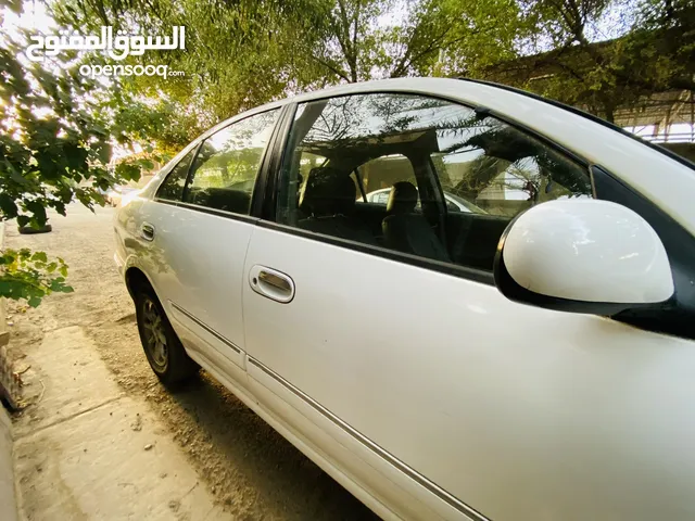نيسان سني 2001 للبيع