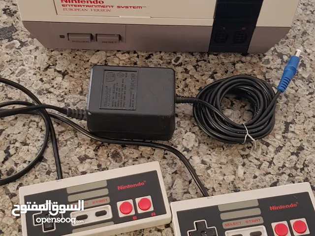 جهاز Nintendo NES موديل 1985