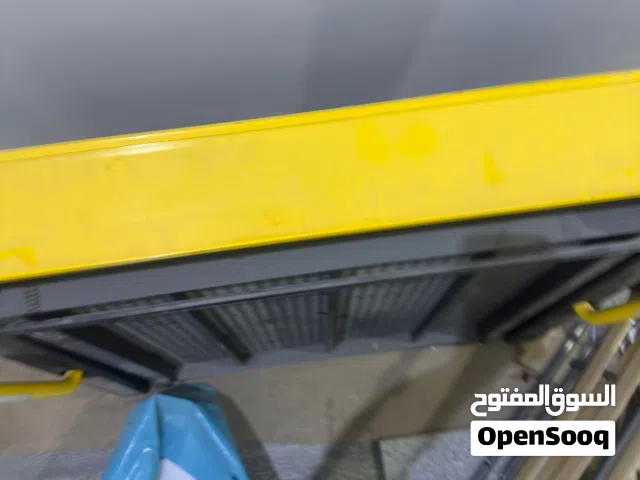 رافعة كرسي كهربائيه للمعاقين