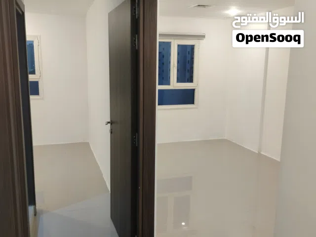 شقة للايجار صباح السالم 2 غرفه نوم 2 حمام صاله ومطبخ عائلات