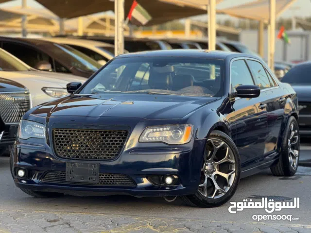 Used Chrysler 300 in Dubai