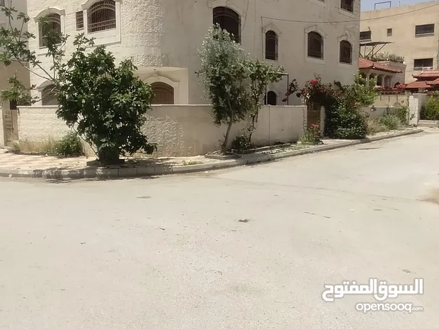 500 m2 More than 6 bedrooms Townhouse for Sale in Amman Sahab