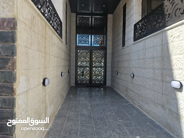 127 m2 3 Bedrooms Apartments for Sale in Amman Al-Jweideh