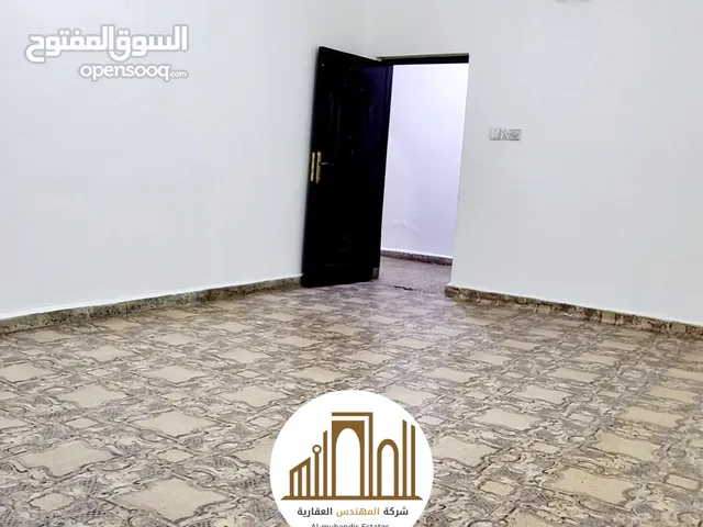 226 m2 2 Bedrooms Apartments for Rent in Basra Juninah