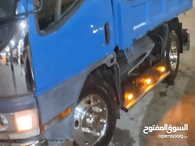 Used Mitsubishi Canter in Zarqa