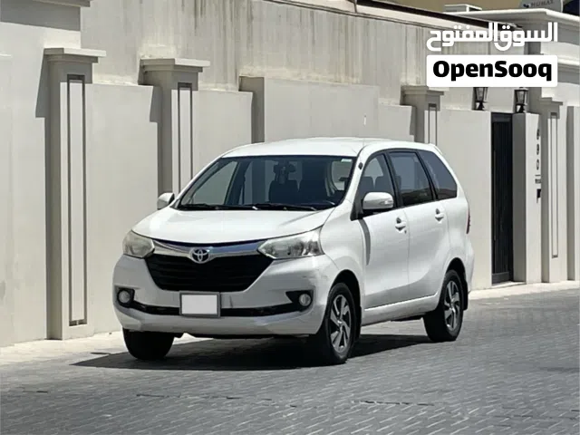 2017 تويوتا افانزا Standard