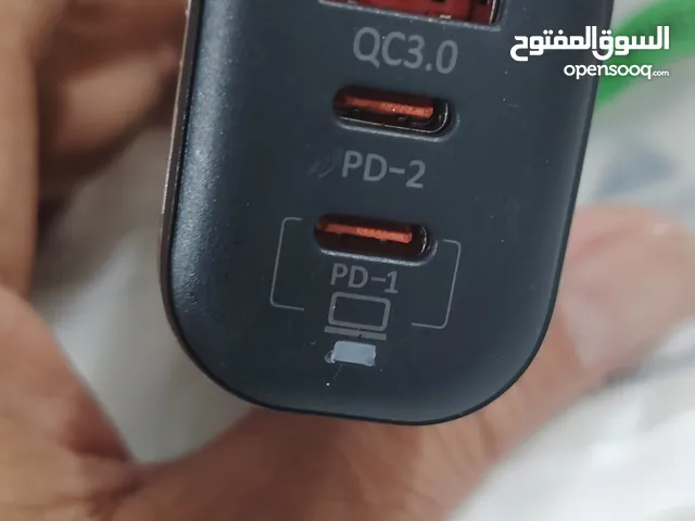 شاحنة GaN سريع بقوة 85 واط