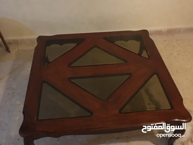 طاولتين مع قزاز ولا غلطه نضيف
