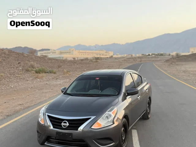 نيسان فيرسا SV