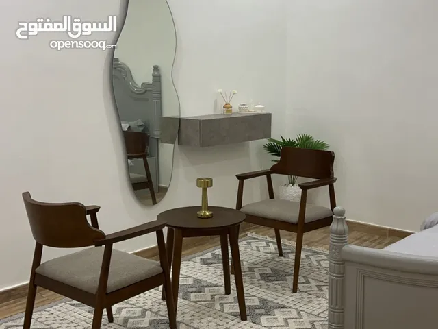 غرفه للايجار مدخل خاص و مواقف