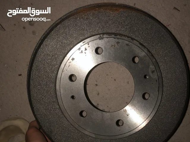 طروف سرليون و متشي ليلى علىي