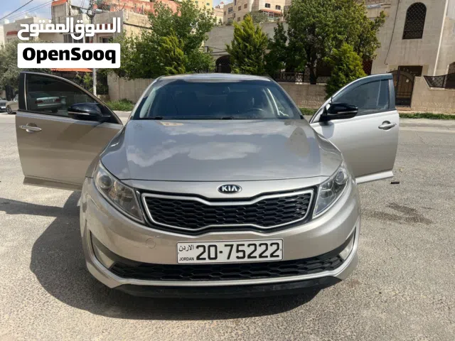 2013 كيا اوبتيما Standard