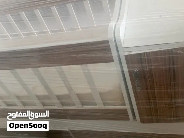 سرير الاطفال هزاز مع فراش كامل