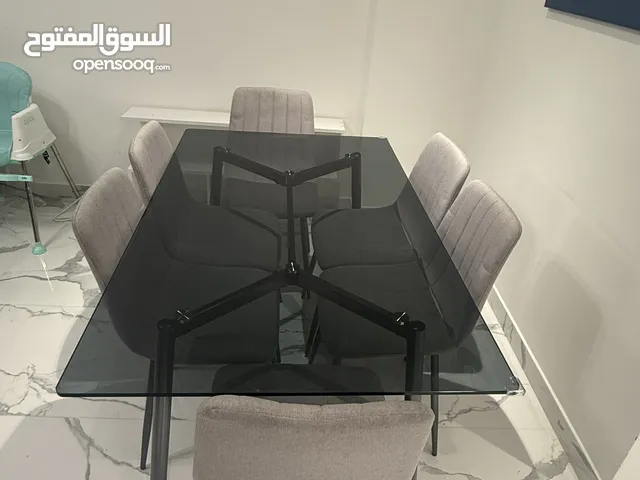 Dining Table 6 seaters