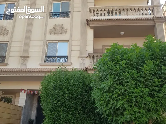 120 m2 2 Bedrooms Apartments for Sale in Cairo First Settlement