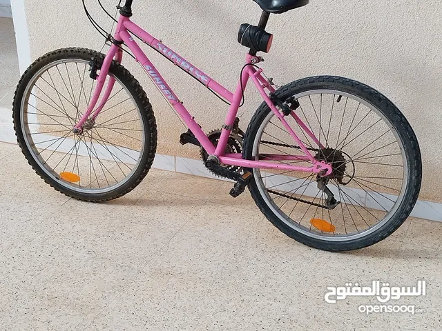 بسكلات vtt حجم متوسط مستعملة سلعة فرنسا