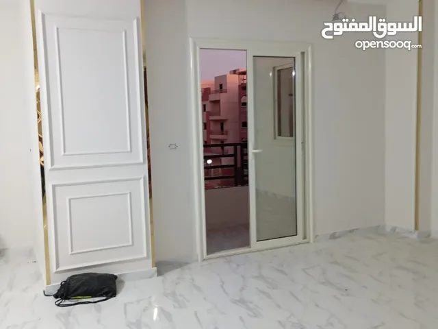 220 m2 3 Bedrooms Apartments for Sale in Giza Sheikh Zayed