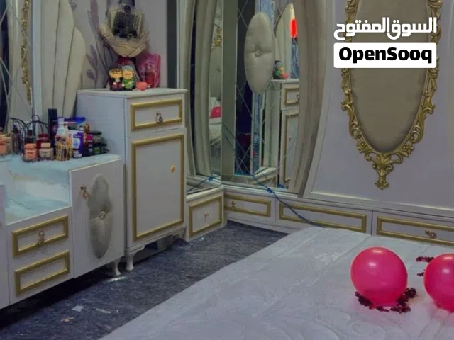 غرفة نوم اخشاب
