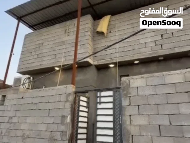 يالله متوفر بيت طابقين مع قطعه تابعه للبيت متكون من  الطابق الارضي 2غرف نوم مع منور مطبخ و صحيات داخ