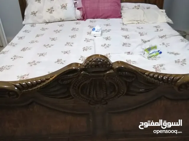 أثاث للبيع بي 550