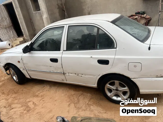 2013 هيونداي فيرنا EX