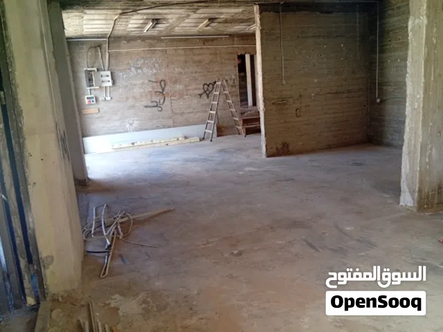 مخازن للايجار في زواتا