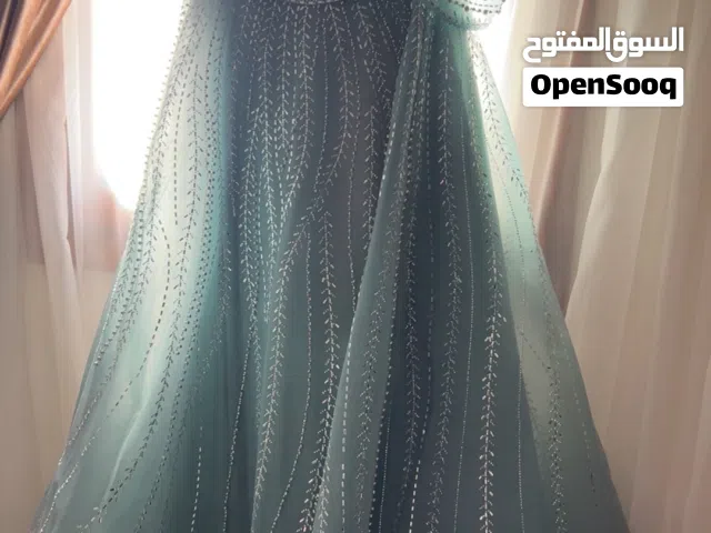 فستان يلبس 44الي46