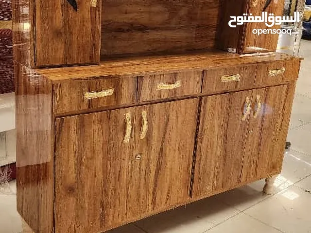 وصول جديد دواليب مطابخ خشب ملبس فرميكاضد الخدش والماء ويوجد لدينا دواليب مطابخ المنيوم