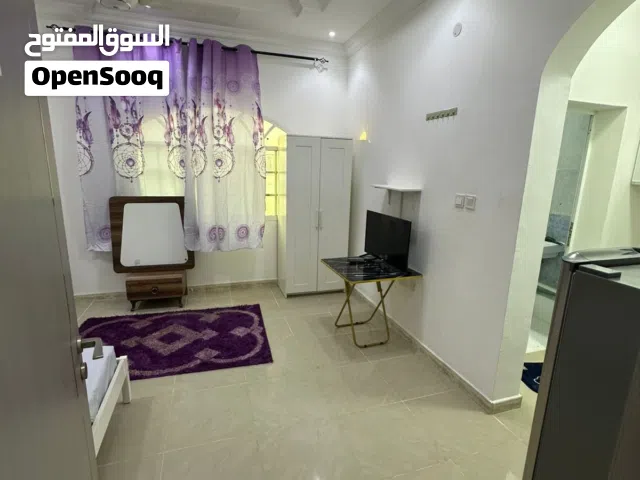 استديو مفروش بالموالح غرفه حمام مطبخ تحضيري  شامل الفواتير والانترنت والصيانه 160 ريال