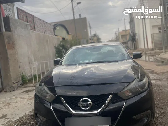للبيع سيارة نيسان مكسيما بلاتنيوم اعلى فئة موديل 2016 وارد امريكي لون اسود