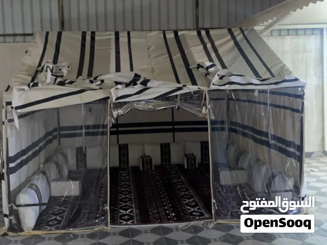 خيمة شبه جديدة