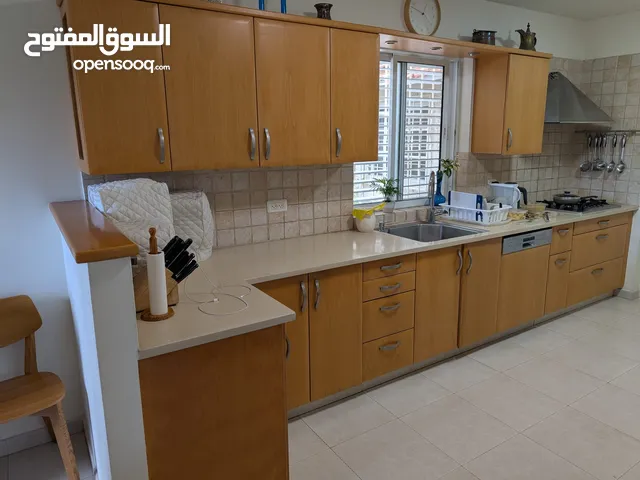 مطبخ خشبي شبه جديد مخراز