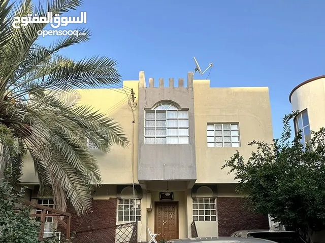 350 m2 More than 6 bedrooms Townhouse for Sale in Muscat Al Khuwair