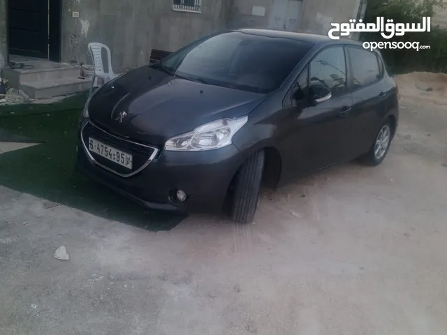 بيجو الصلاة على النبي موديل 2015 في الترخيص 2014  السيارة عليه ماتور تويوتا احسن بكثير من ماتور بيجو