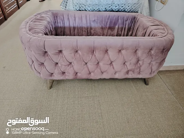 تخت بيبي مستعمل وارد الكويت ..