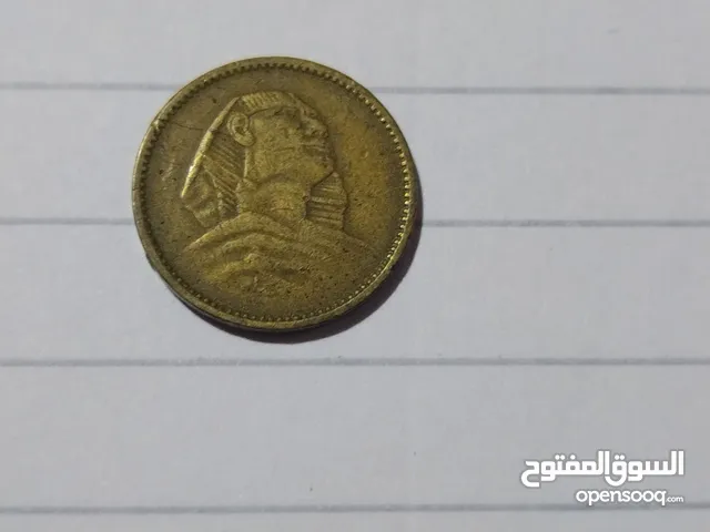 عملات معدنيه وورقيه قديمه نادره لدول مختلفه فون 0201001465156 + cairo Egypt