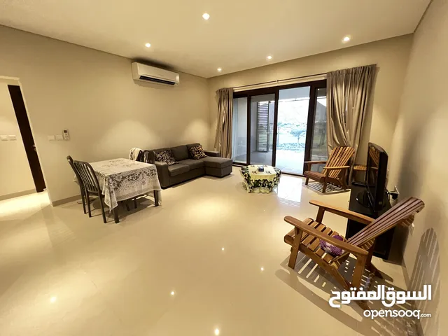 Top Floor 2+1 Bedrooms, Jebel Sifah  شقة غرفتين+عاملة في جبل سيفة