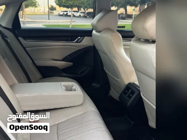 2018 هوندا اكورد EX