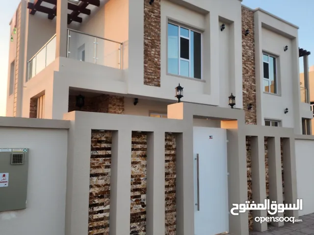 390 m2 5 Bedrooms Villa for Sale in Al Batinah Barka