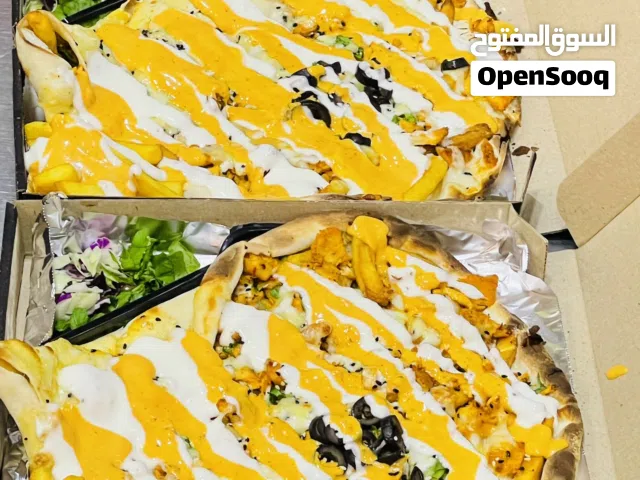 شيف بيتزا ومعجنات خبرا بي أتقان متفرغ وباحث عن عمل