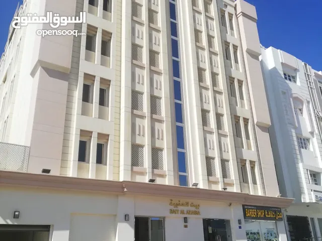 For rent luxury Flat in Al-Azaiba 18 Nov Street