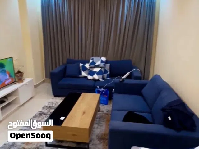 شقة جديدة مفروشة فرش راقي في السالمية قطعة 3 شامل كهرباء و ماء مساحه كبيرة متاح من 15/3