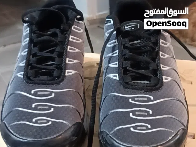 Tn مقاس 42 استعمال خفيف 10 ايام