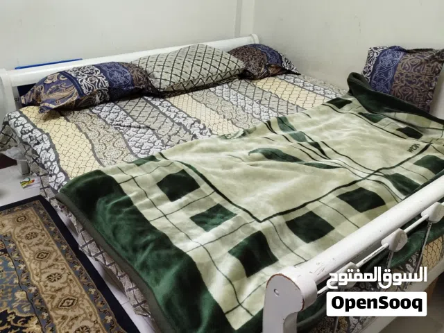 Household items for sell /King bed // oven / bunk bebunk microwave