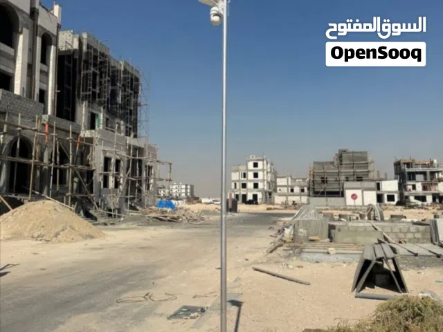كاميرات مراقبة صوت و صورة و تسجيل و مستشعر و رؤية ليلية مع التحدث