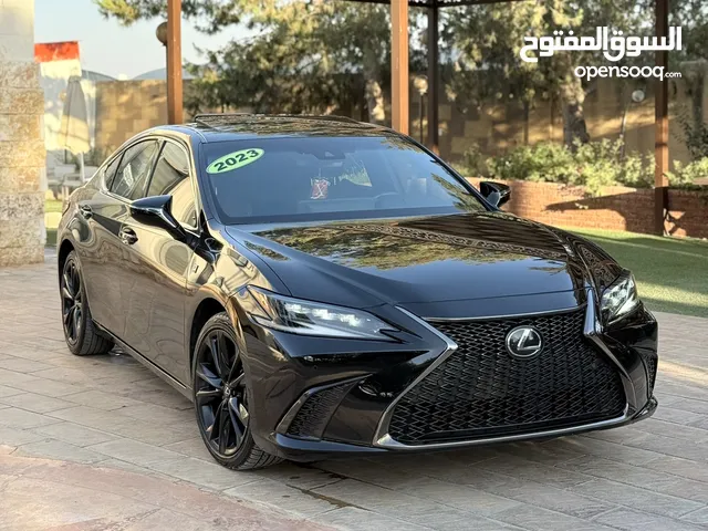 Lexus Es300 F. Sport 2023 / كلين تايتل