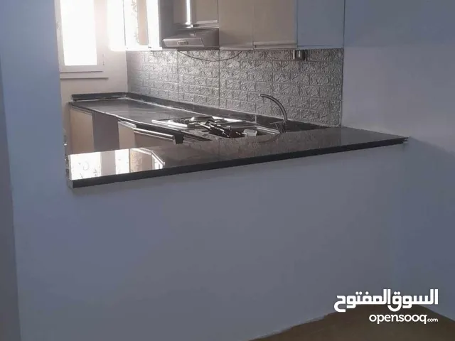 160 m2 3 Bedrooms Apartments for Sale in Tripoli Al-Hadba Al-Khadra