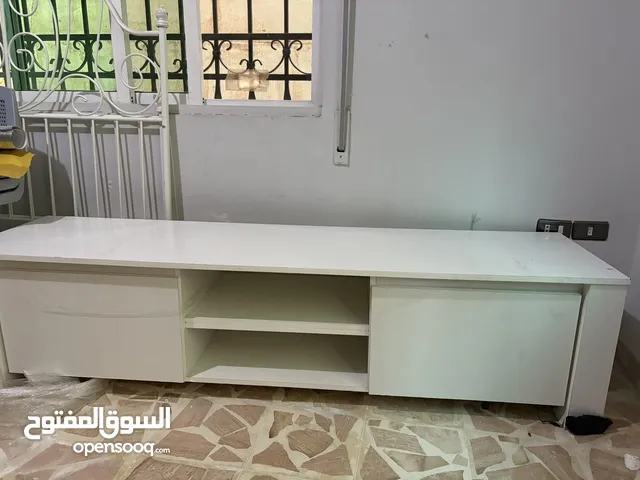 اثاث للبيت طاولات و طاولة تلفزيون وتخت ايكيا
