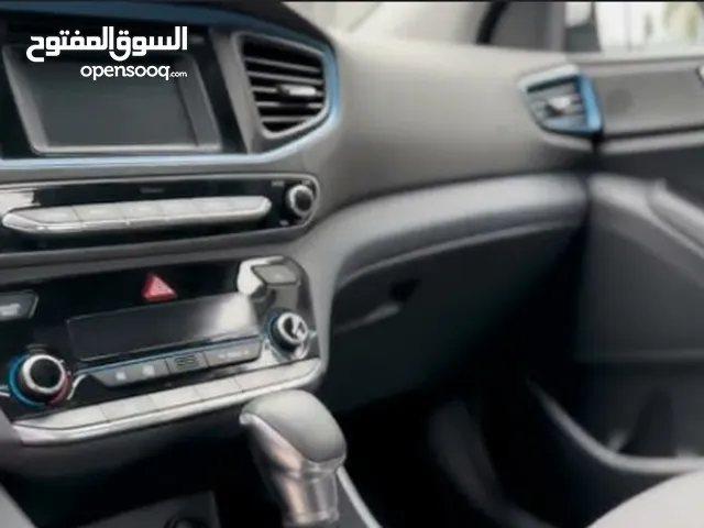 Sedan Hyundai in Amman