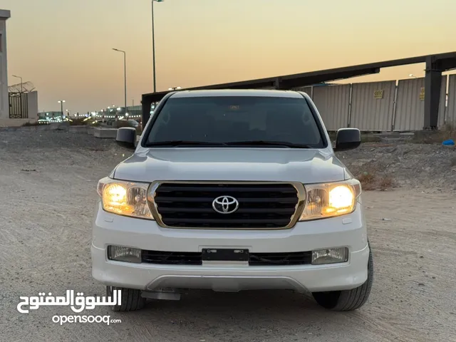 تويوتا لاندكروزر 2008 خليجي V8 بدون حوادث